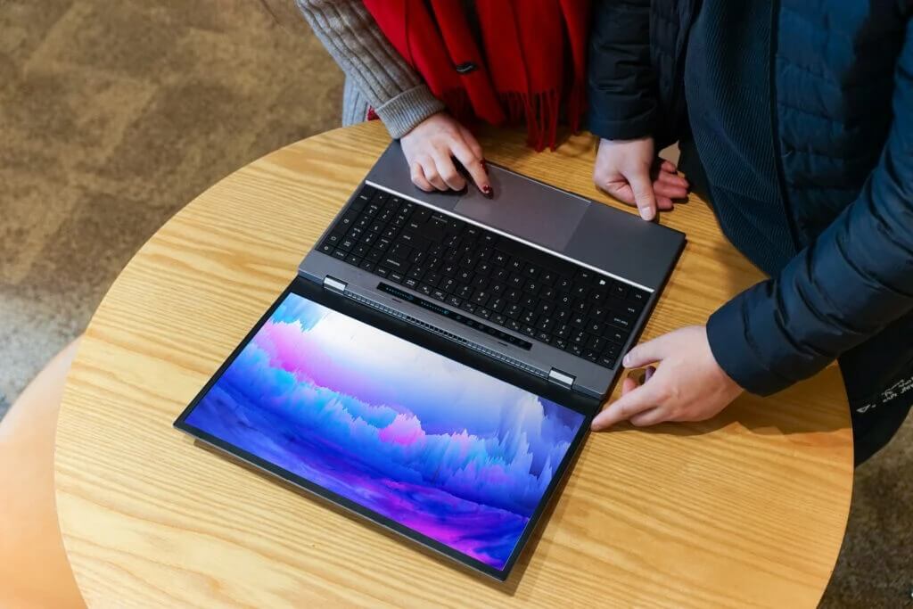 Lợi ích của việc sử dụng màn hình IPS - GEARVN.COM