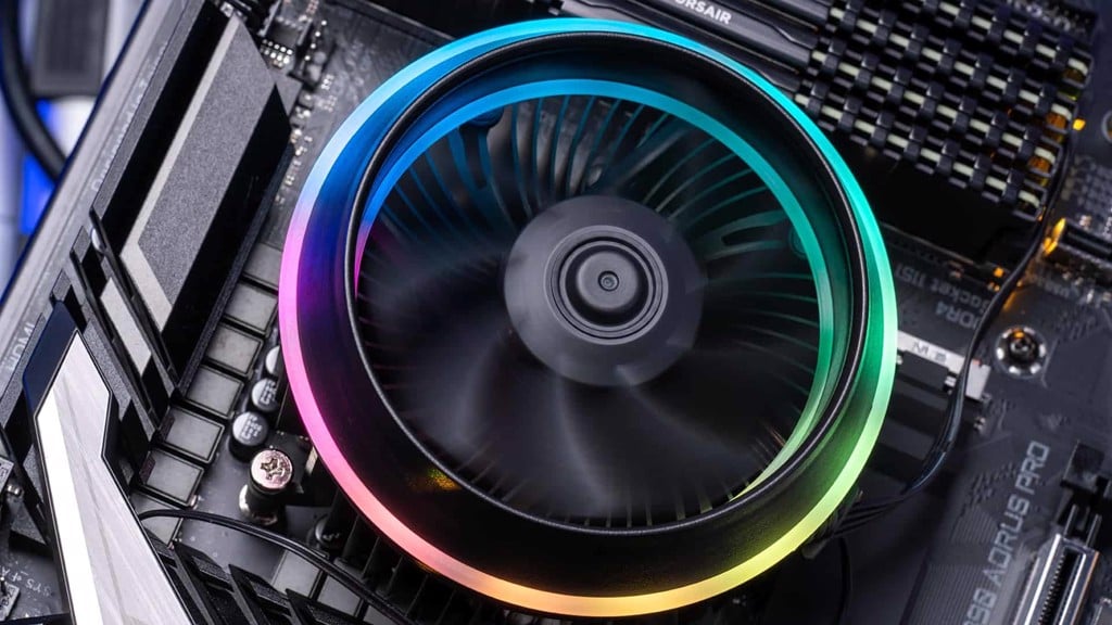 Tản nhiệt nước custom rất tốt cho không gian nóng, chật hẹp - GEARVN