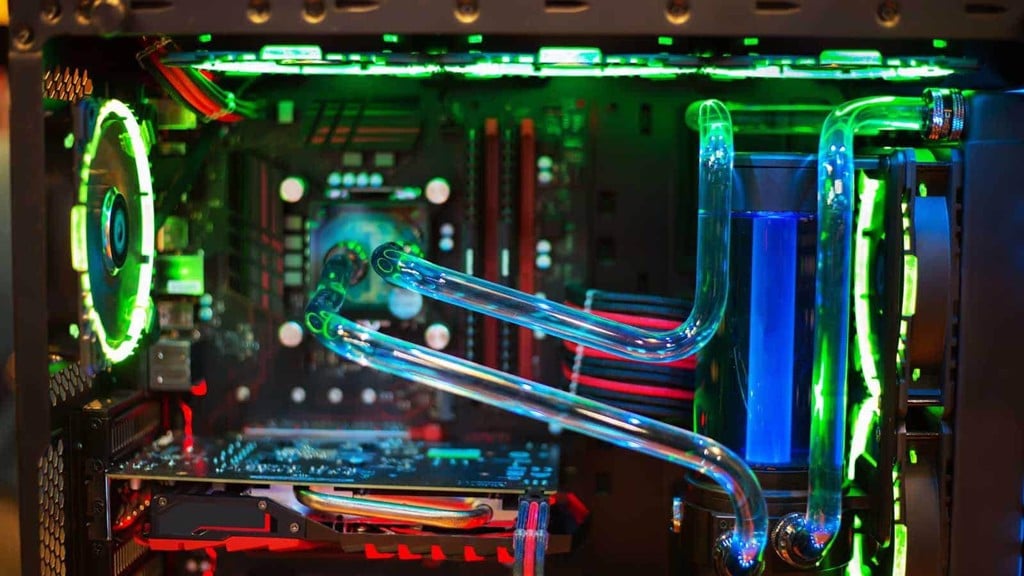 Ngoại hình đẹp mắt của PC trang bị tản nhiệt nước custom - GEARVN