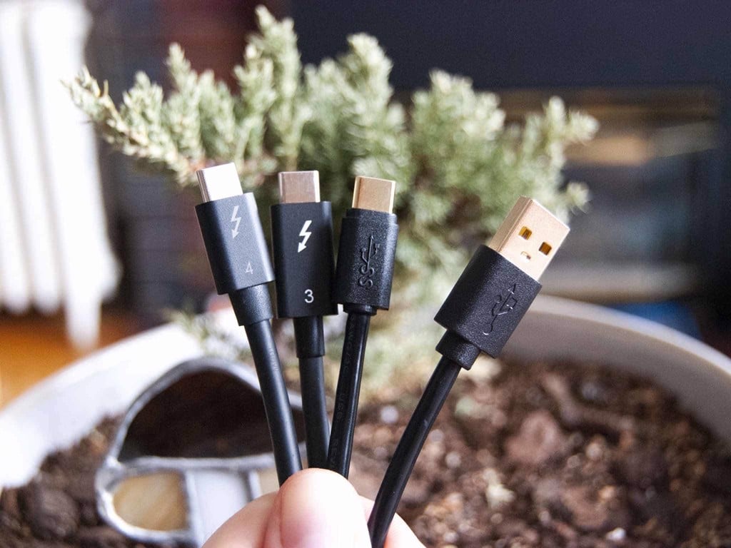 GEARVN - Những cải tiến của cổng Thunderbolt 4